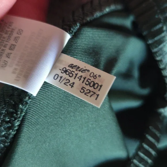 NWT Aerie Metallic Shine Rib String Triangle Bikini Top in Sycamore - Picture 9 of 11